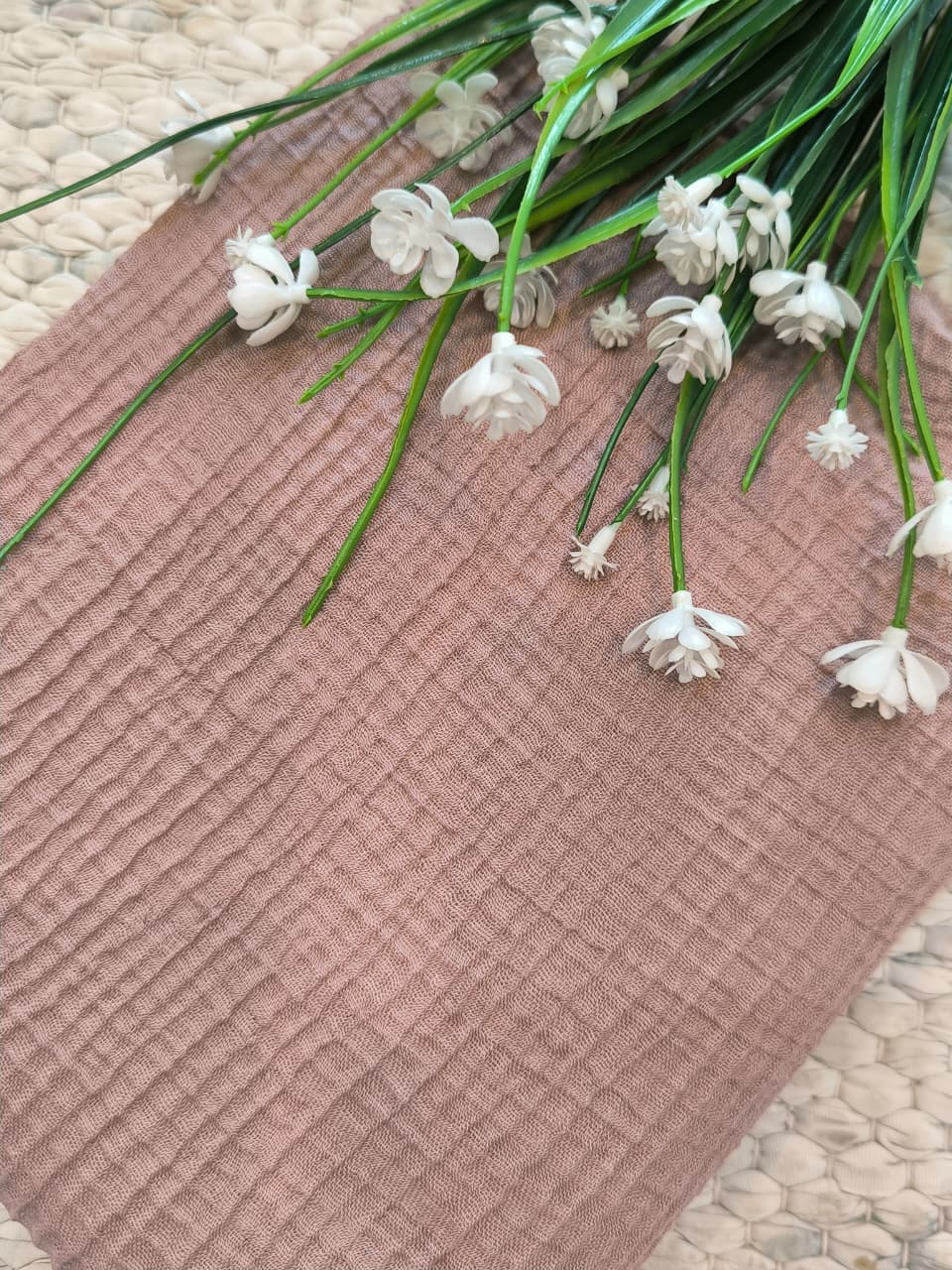Textured Grid Lawn - Dusty Rose