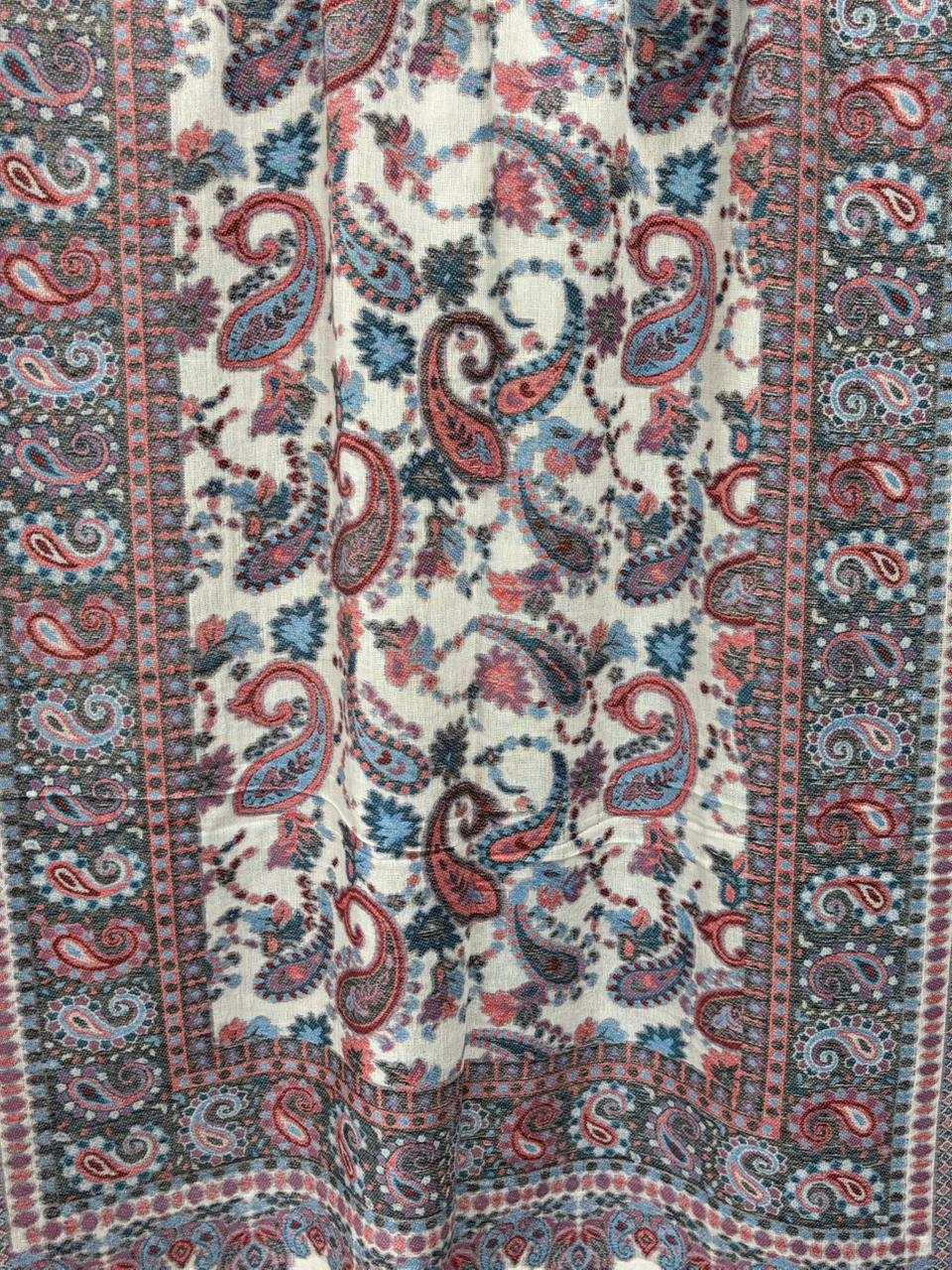 Pashmina Tales - Hoor