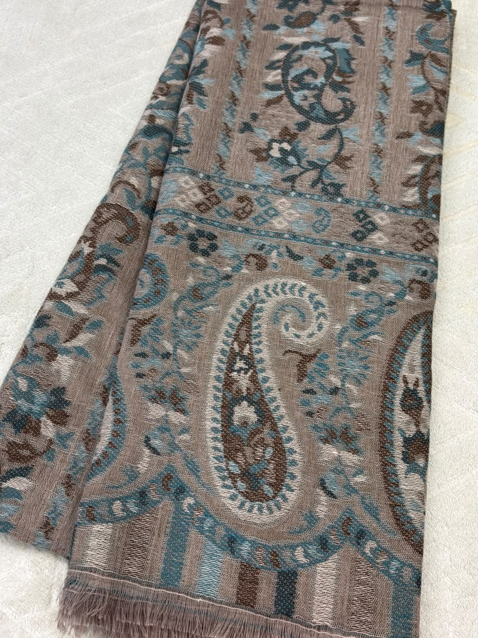Pashmina Tales - Mah-e-Noor