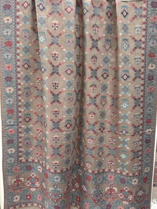 Pashmina Tales - Aabroo