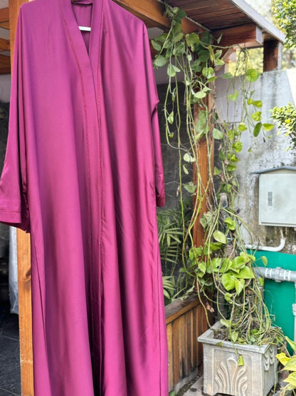 Ruby – Embellished Abaya