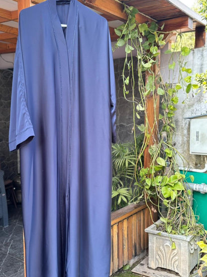 Sapphire – Embellished Abaya