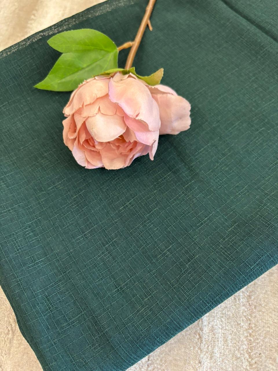 Essential Soft Lawn - Emerald