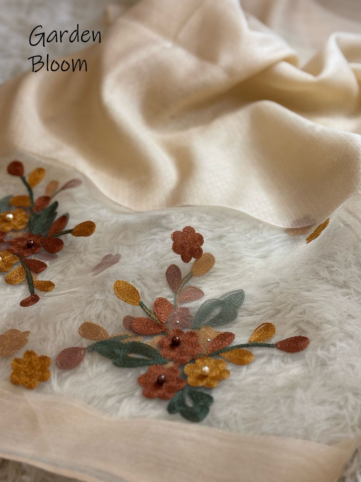 Garden Bloom - Beige