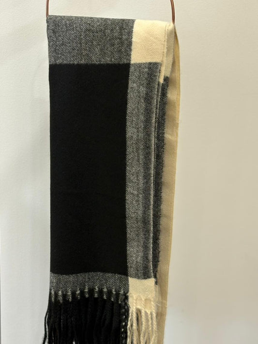 The Color Block Edit - Monochrome Duo