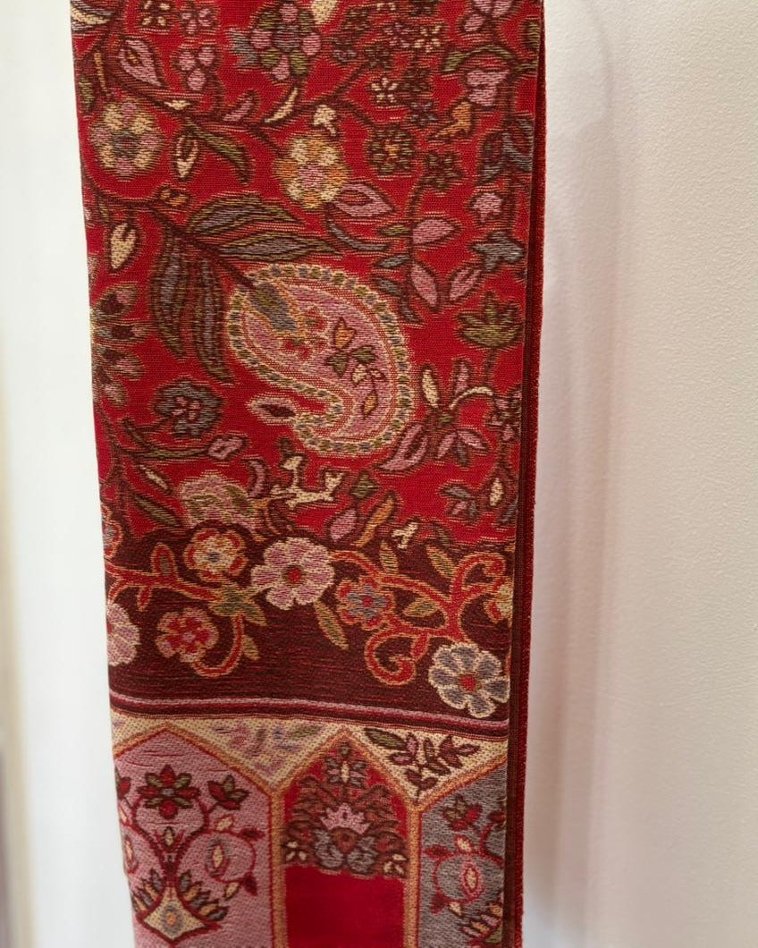 Pashmina Tales - Surkh