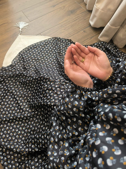 Namaz Chadar - Grey Blossom