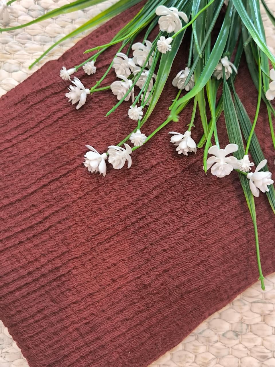 Textured Grid Lawn - Wine