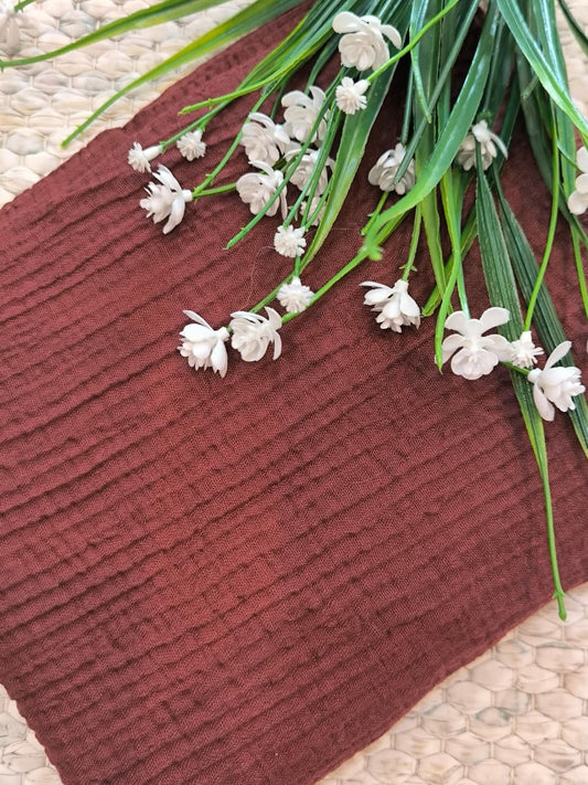 Textured Grid Lawn - Wine